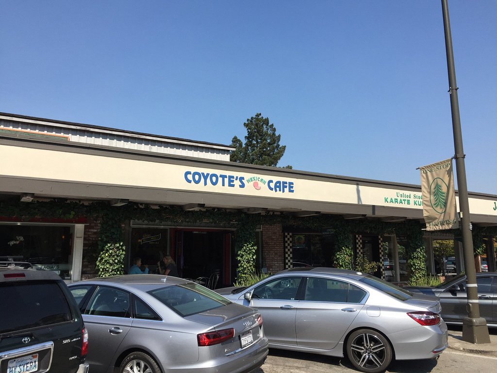 Coyote`s Mexican Cafe